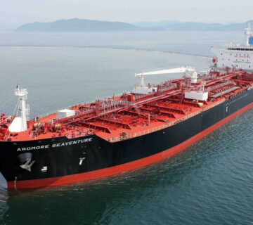 صادرات فرآورده‌های نفتی به شرکت‌های دولتی زیرمجموعه وزارت نفت واگذار شده است